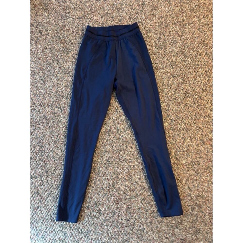 Women’s Pink Active Leggings Navy Blue Size Medium